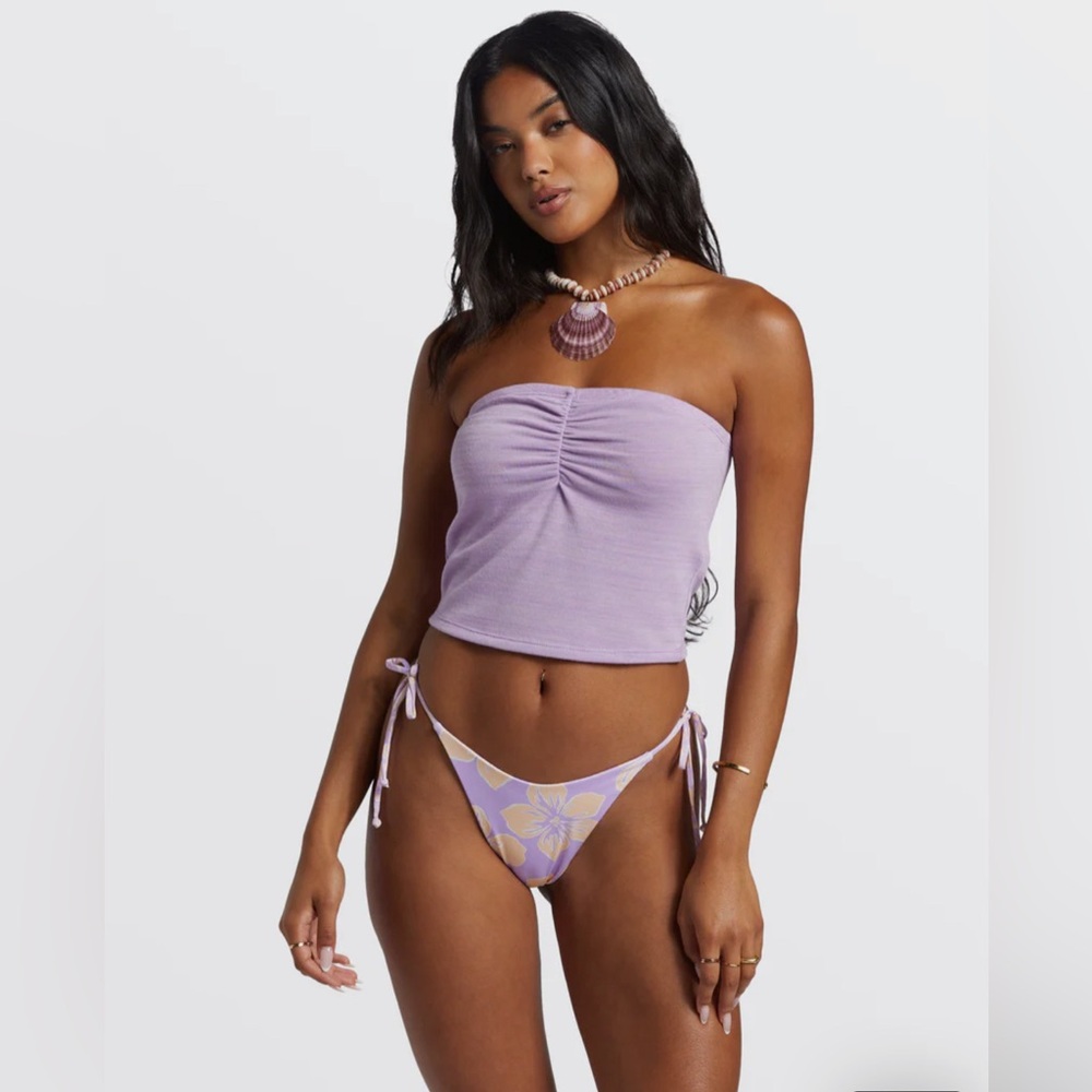 Billabong Lennox Tube Fitted Bandeau Top Size Small in color “Tulip”